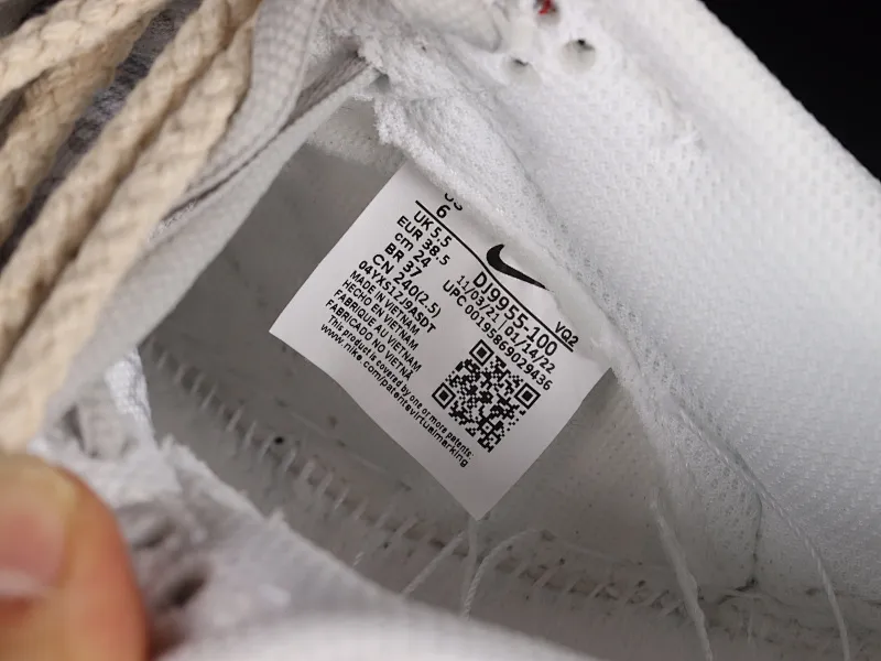 All categories Nk SB Dunk series Nk SB Dunk Low low-top sneakers Nk Dunk Low ESS reverse cashew flower customized version of deconstructed strap casual sneakers DJ9955-100